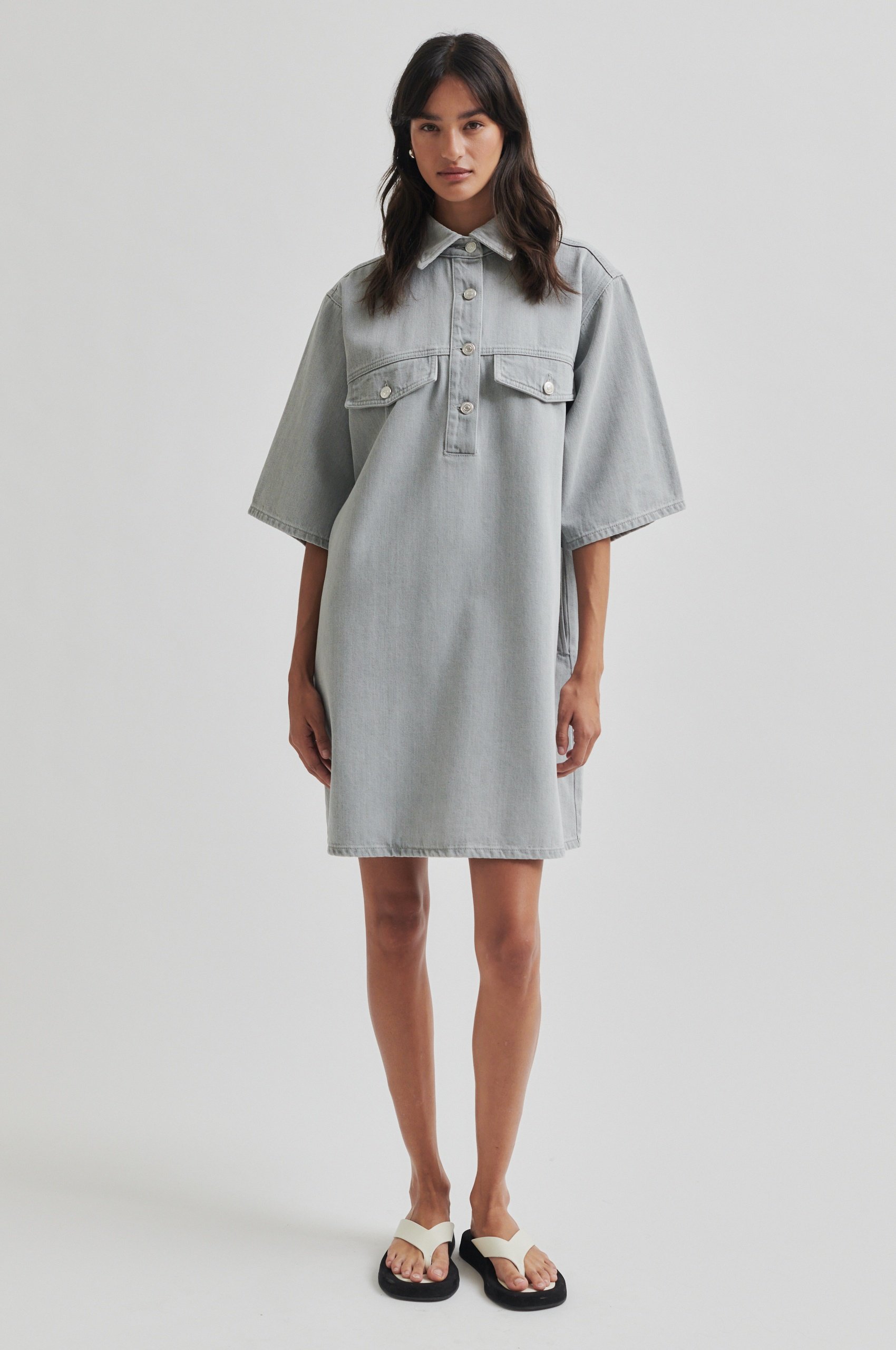 Second Female Esso Kleid in Light Grey Denim