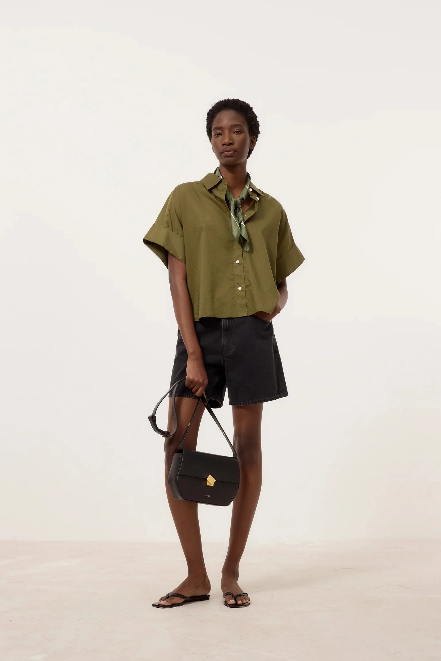 C92038-15V-3Z-DGY 2.jpg