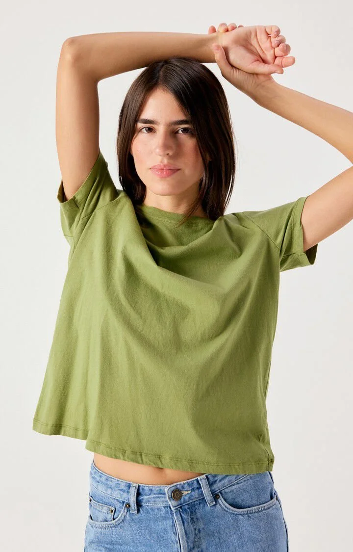 APO02EH26-PEPO-MODEL-1-large.jpg