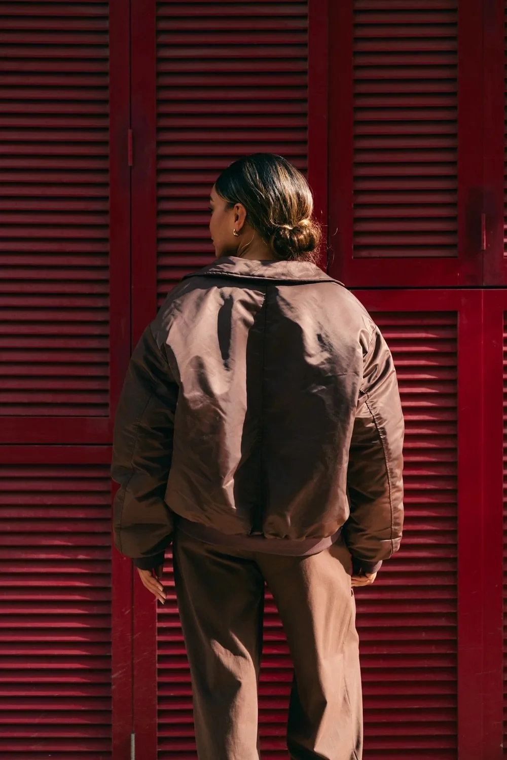 RunaBomberjacket_DarkBrown_6.jpg