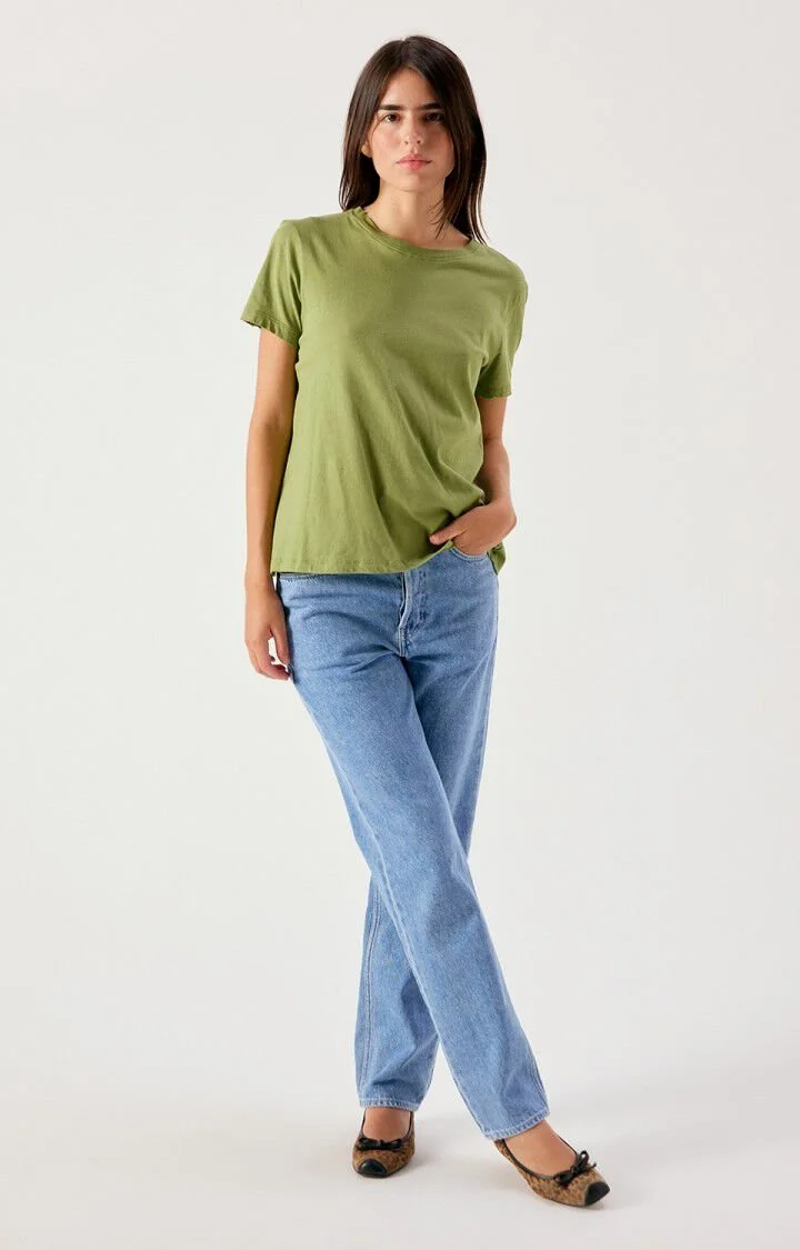 APO02EH26-PEPO-MODEL-4-large.jpg