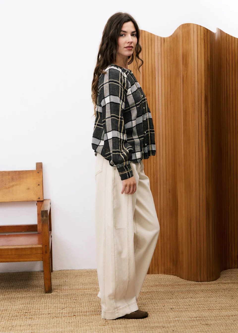 INC25601-NOIR-2.jpg