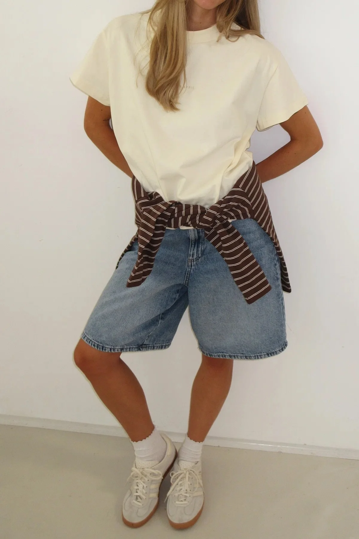 ella-boxy-off-white-2.jpeg