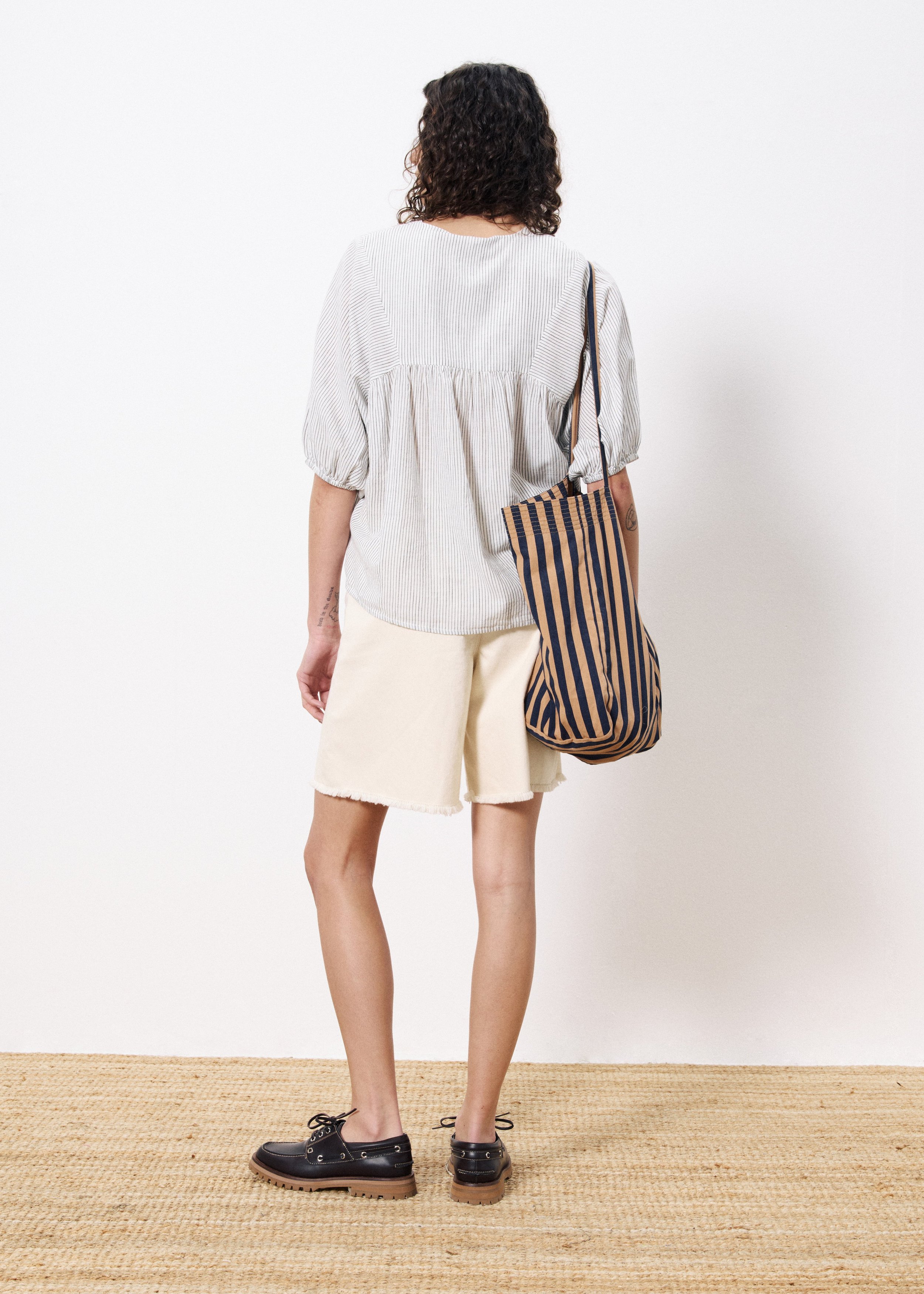 SS-INC-25036-BLANC___P4.jpg