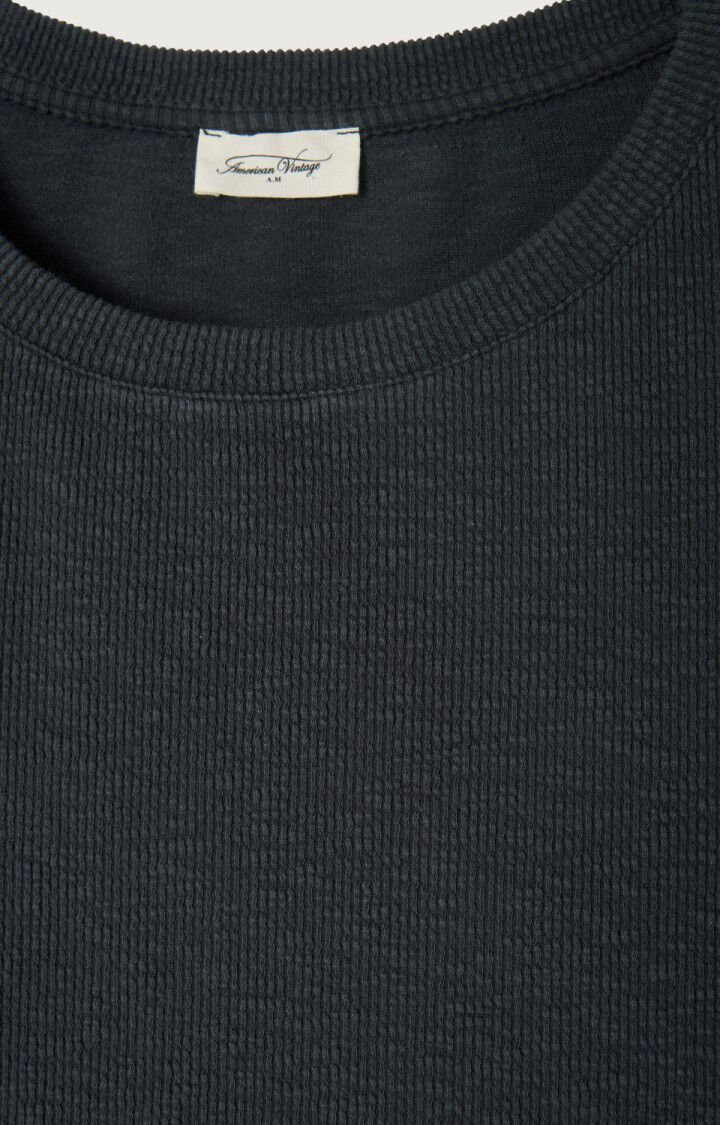 YRU02AE25-ARDO-2-large.jpg