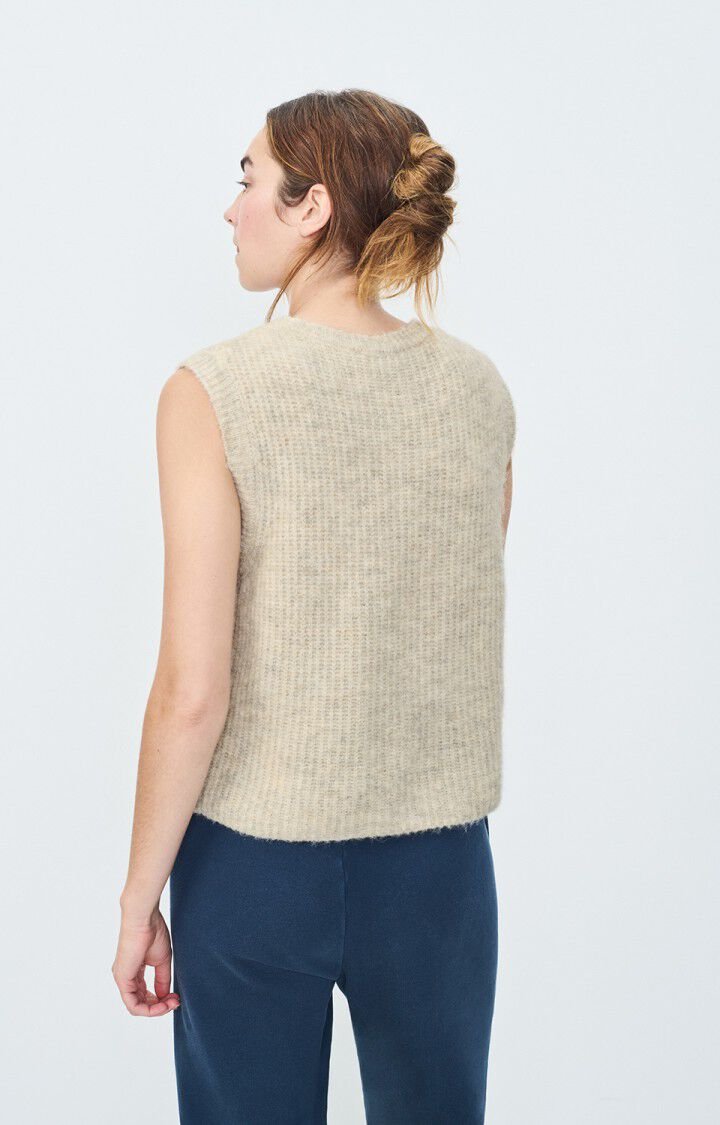 EAST19MCE25-POUCHI-MODEL-2-large.jpg