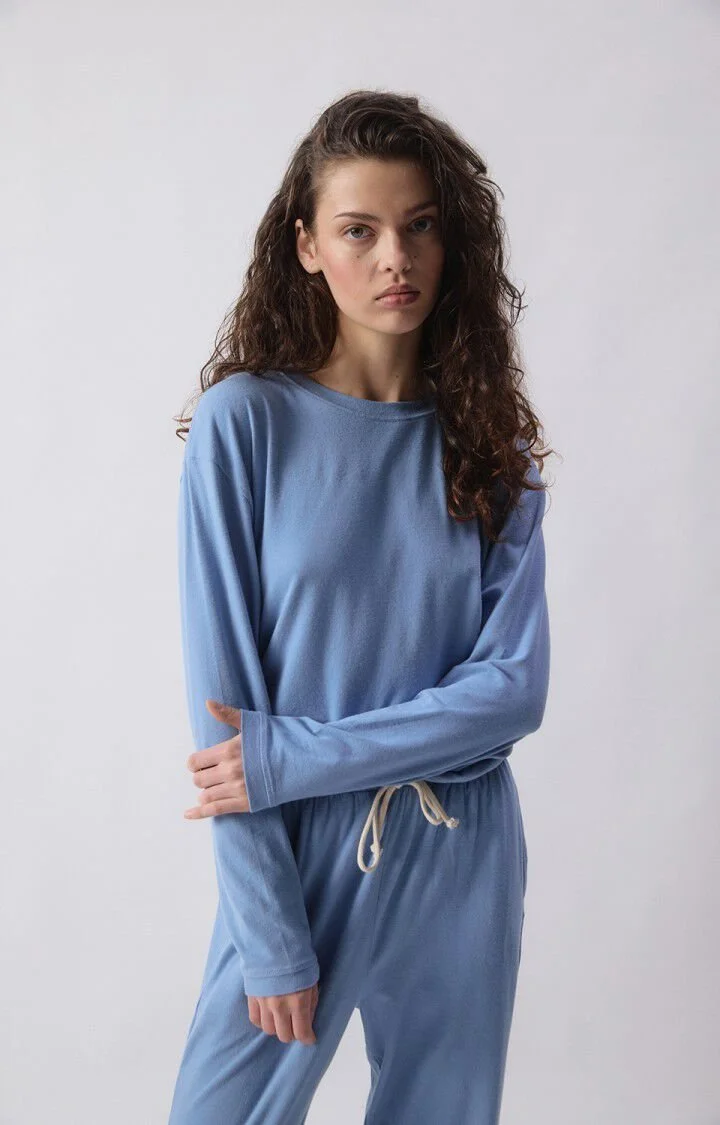 YPA02BH26-BLEUCH-MODEL-1-large.jpg