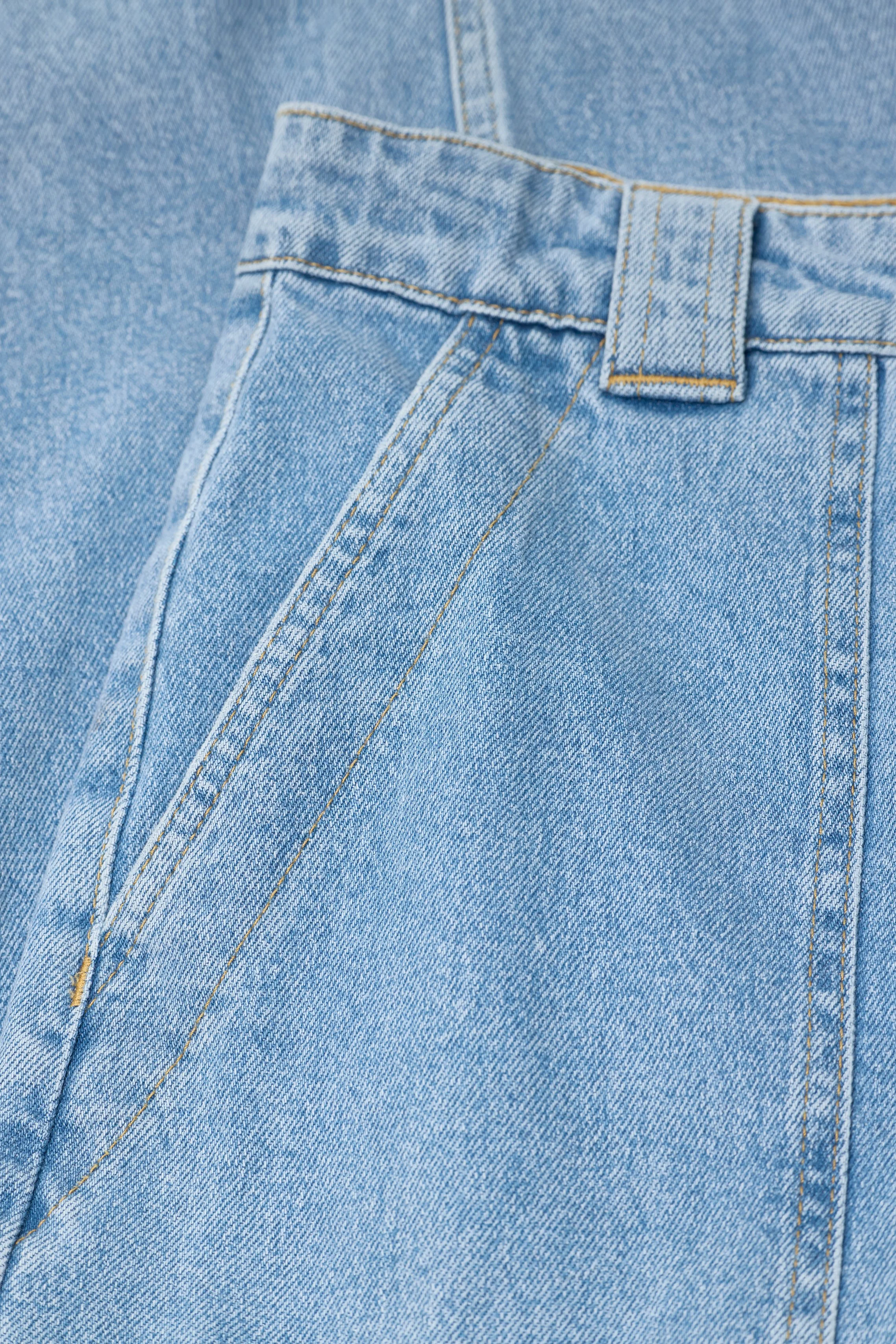 C21734-05A-39-LBL.jpg
