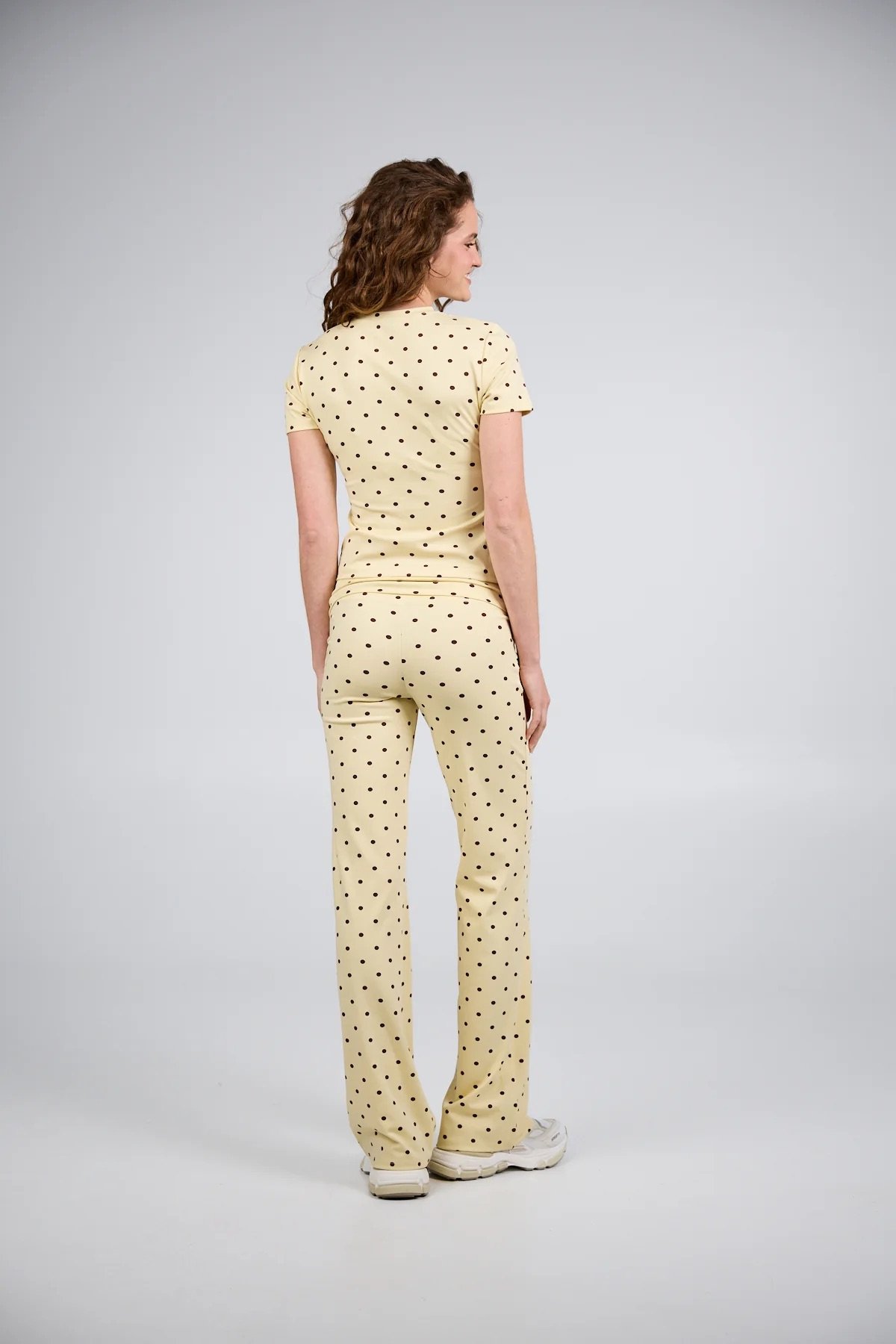 JoySlimFitT-ShirtButterYellowPolkadot1004928050_59.jpg