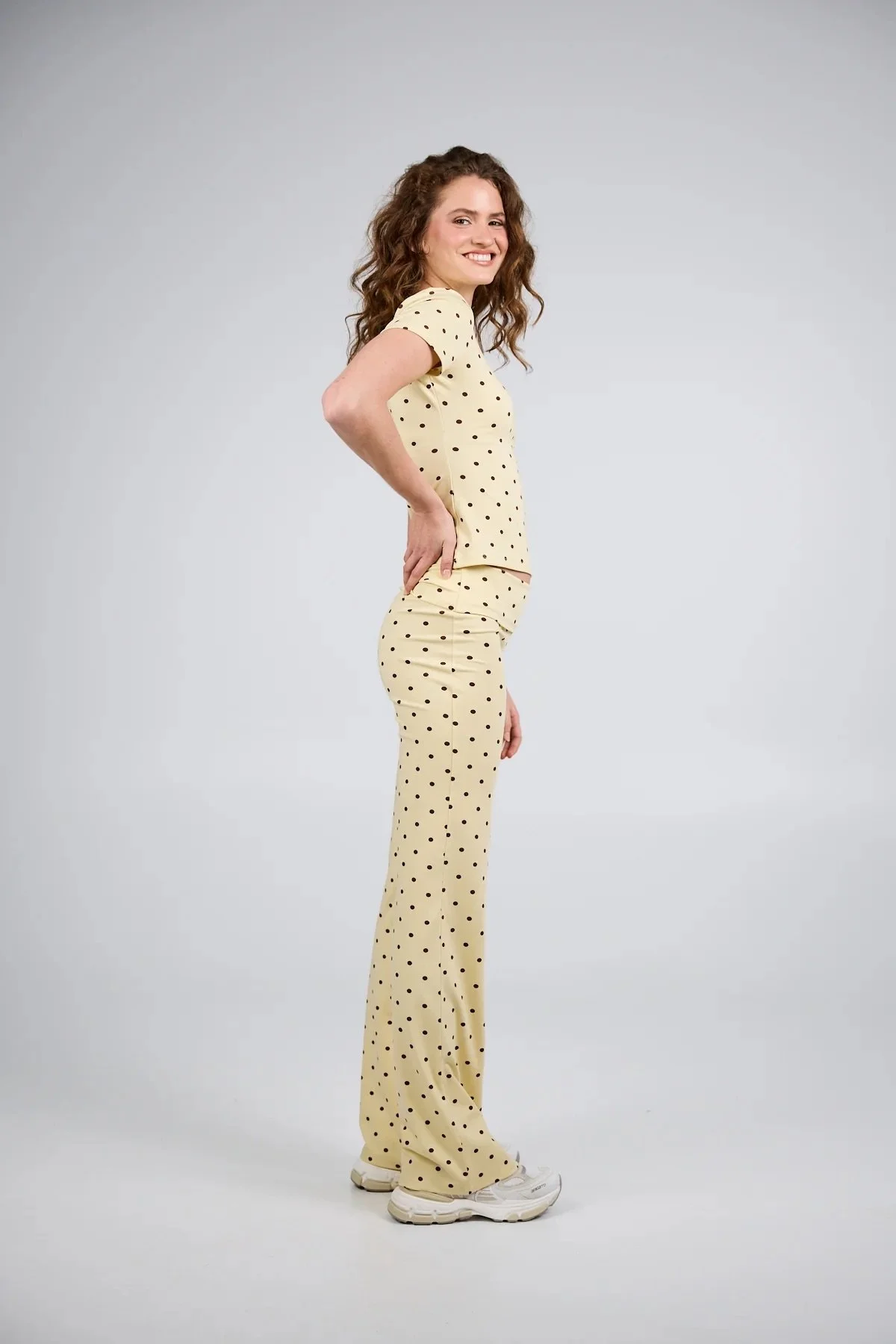 JoySlimFitT-ShirtButterYellowPolkadot1004928050_60.jpg