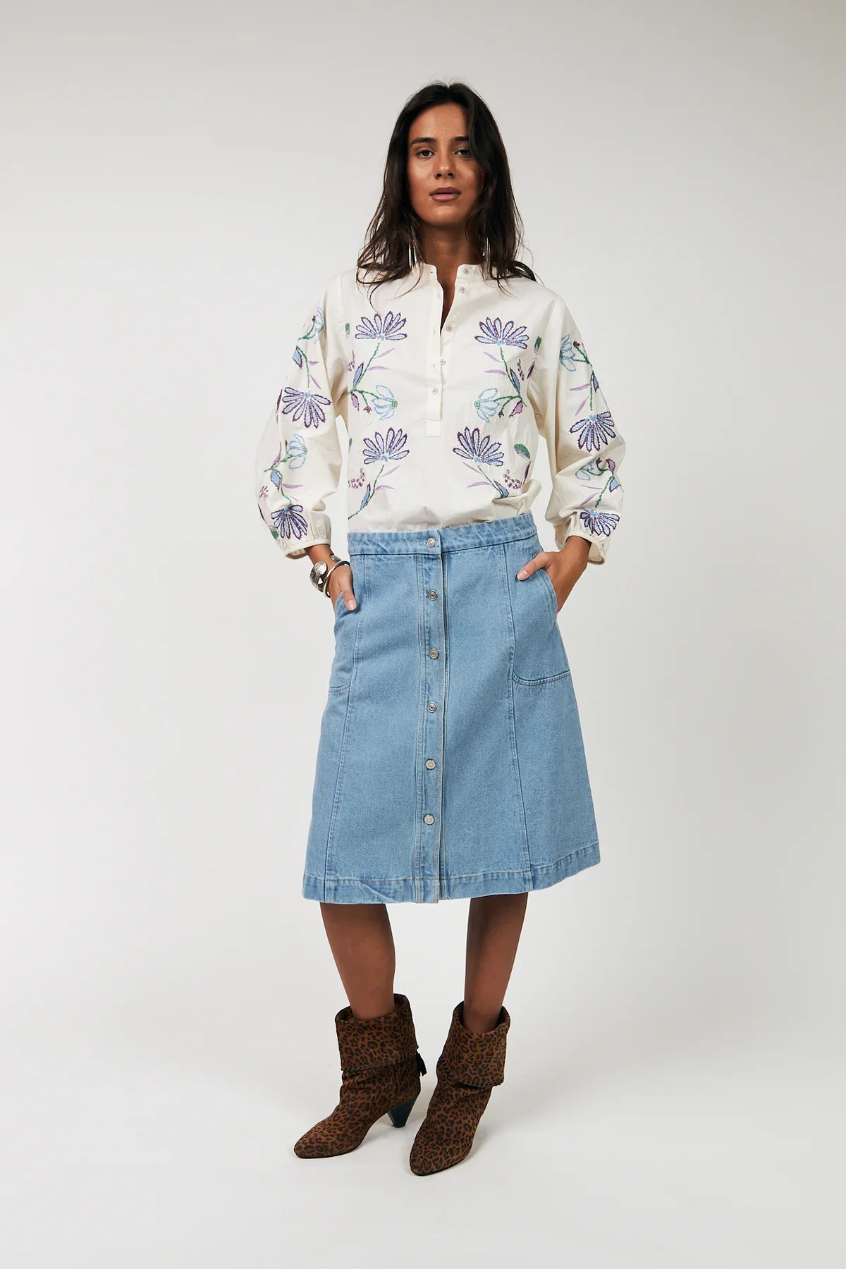 FaithLL_Bluse-Blouse-26101-1001-02_Creme-3.jpg.webp