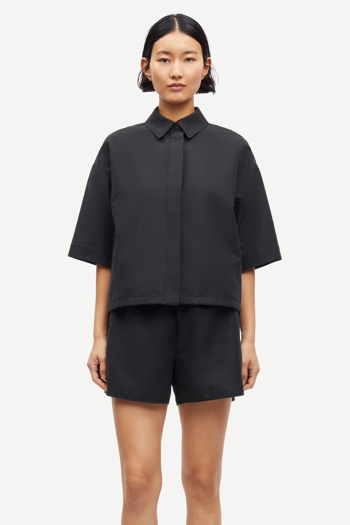 SALULA SHIRT 15665 - BLACK - M1.jpg