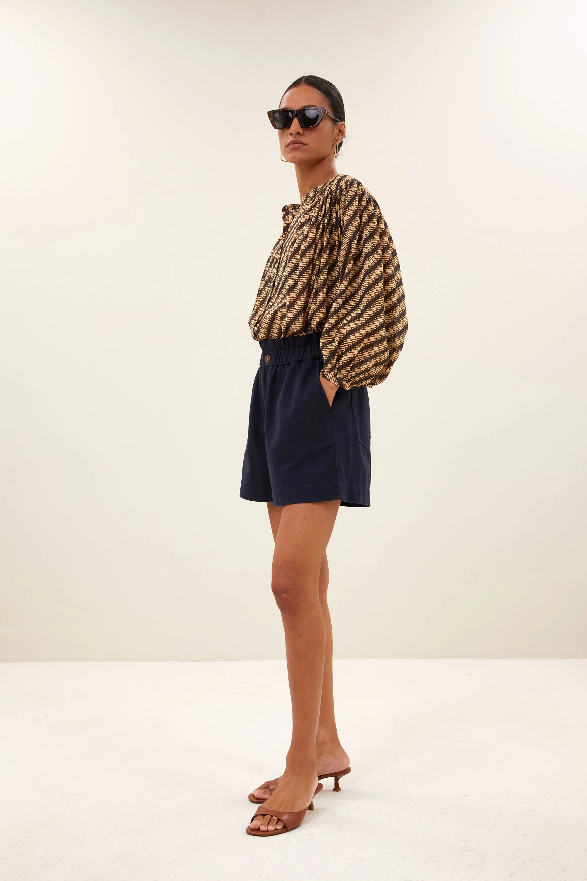 By Bar Shorts Leon in Navy