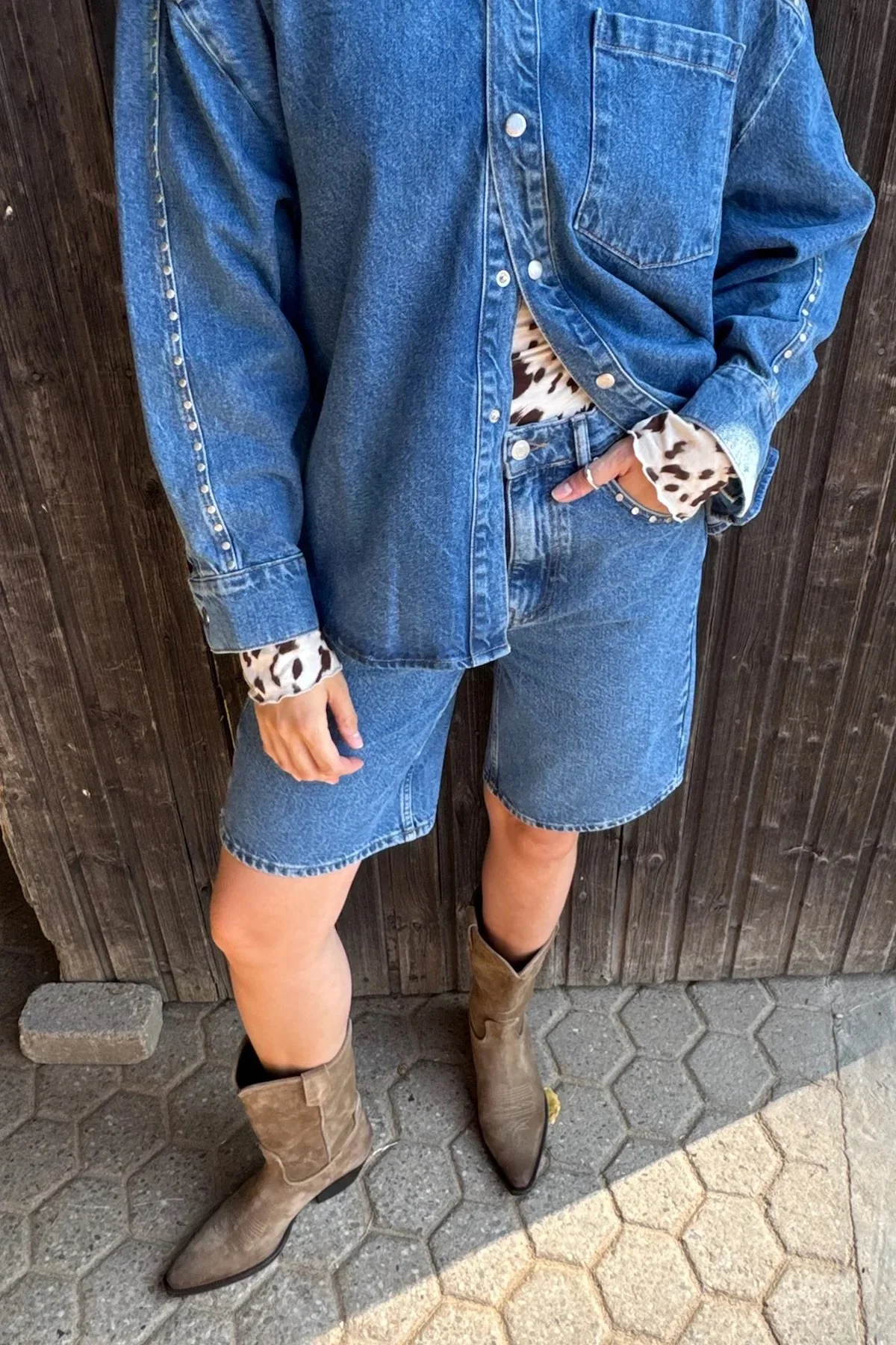 alva-denim-bermuda_3.jpeg