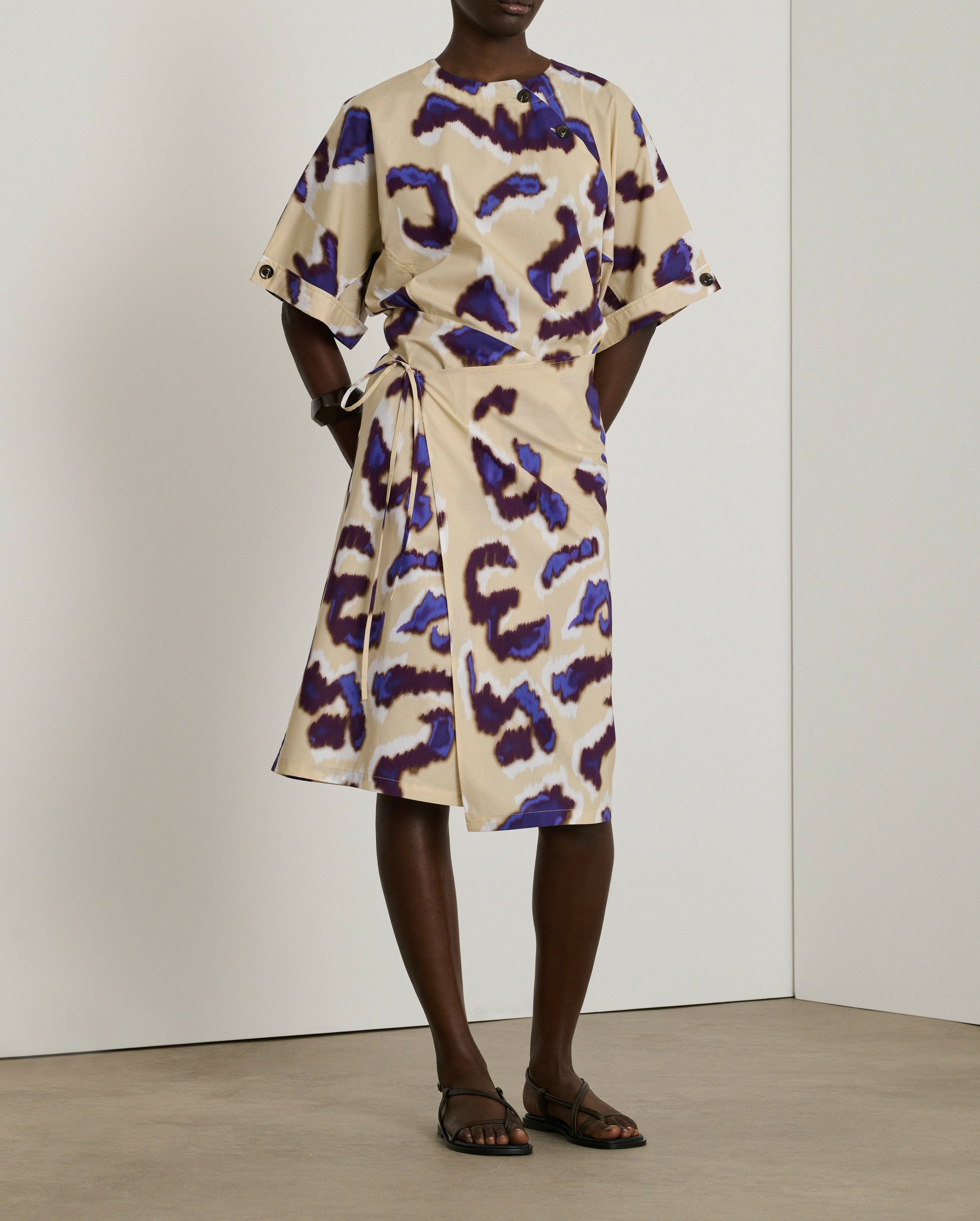Soeur Kleid Ecuador