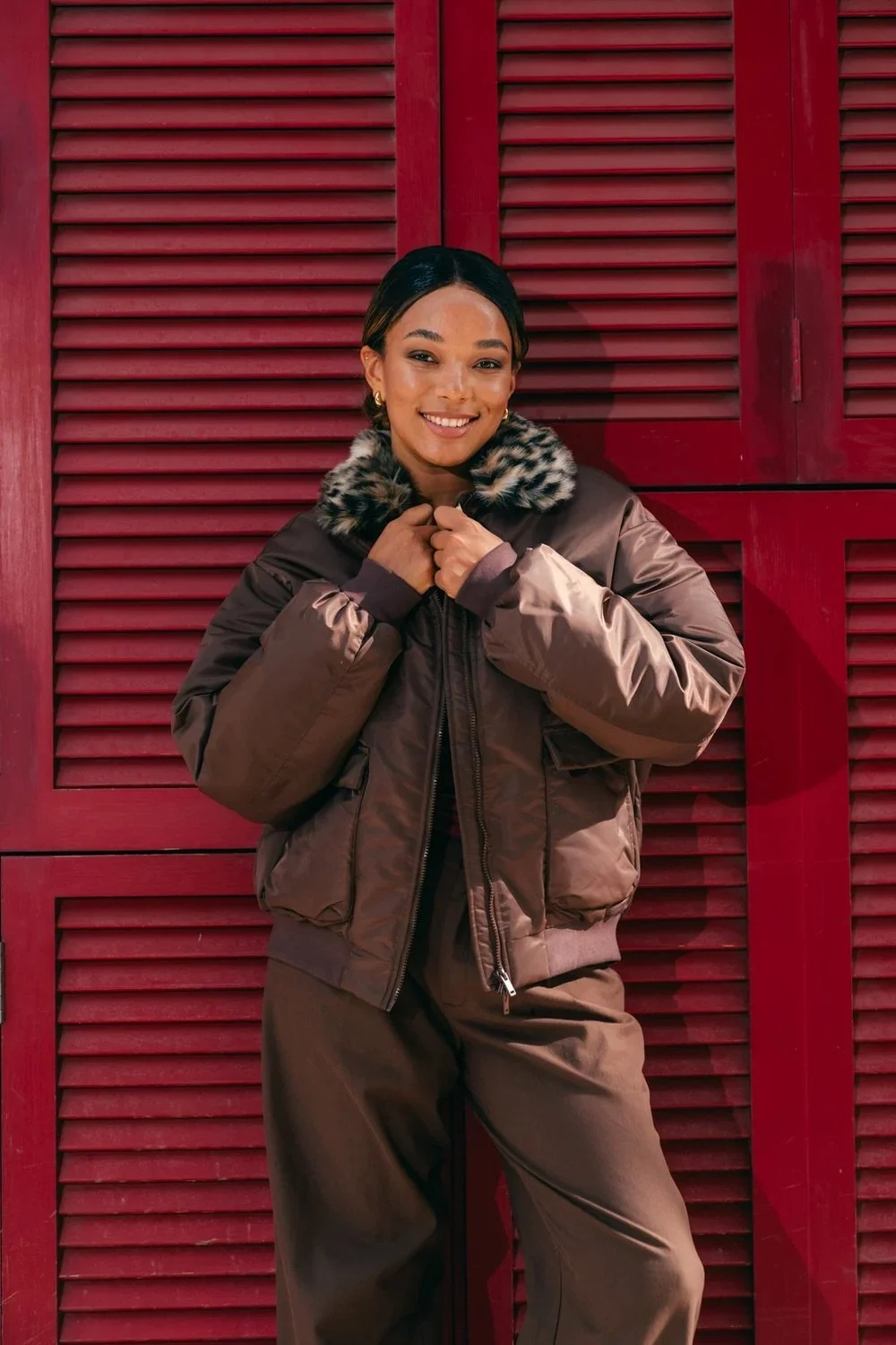 RunaBomberjacket_DarkBrown_1.jpg