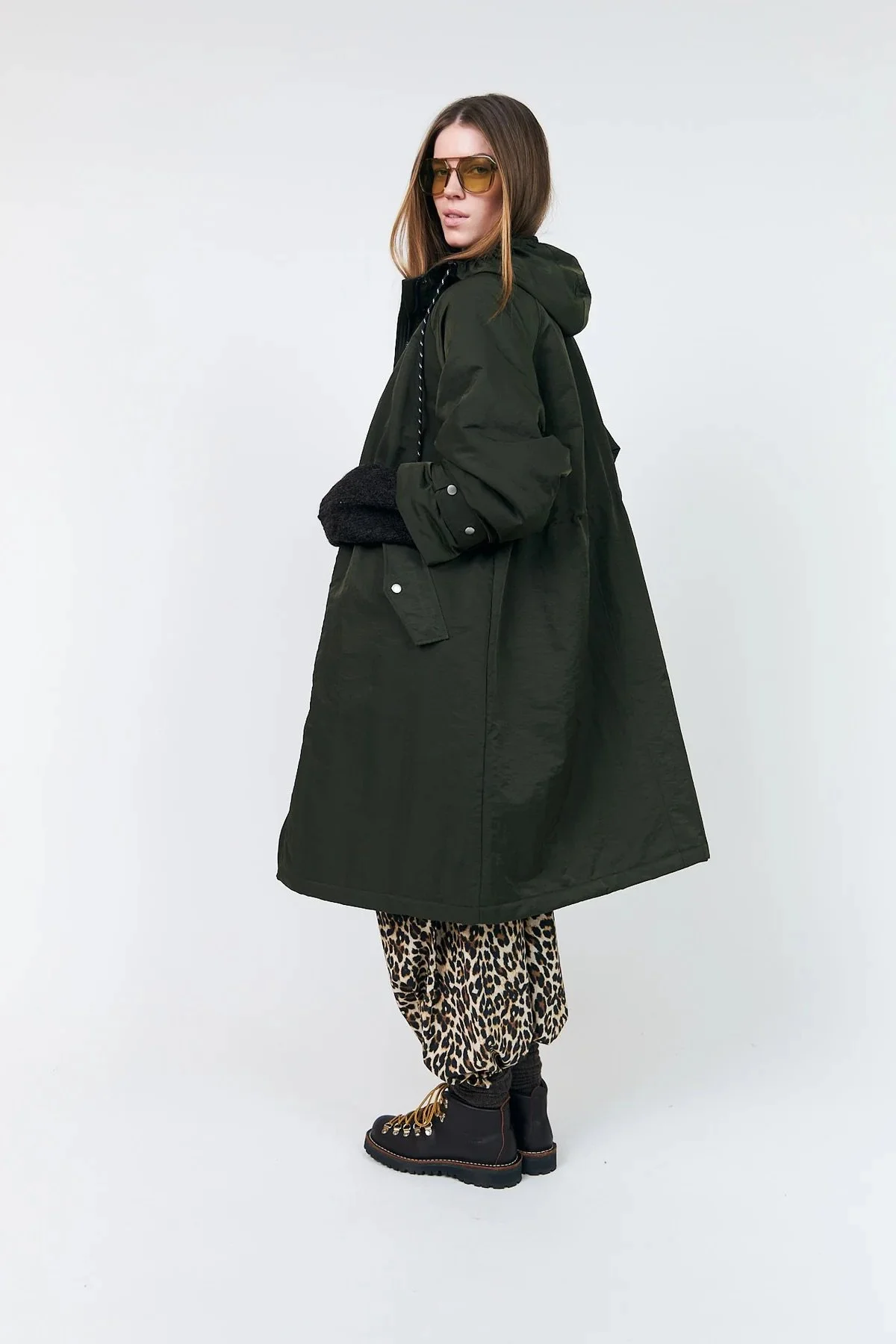 SheaLL_Mantel-Outerwear-26477-7008-Dunkelgrun-2.jpg