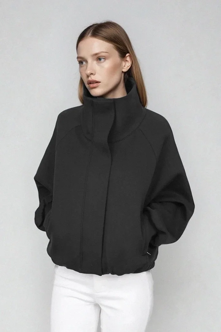 Blonde Jacke Bay in Black