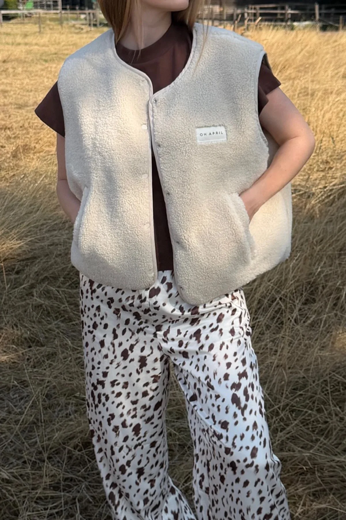 magnolia-fleece-vest-2.jpeg