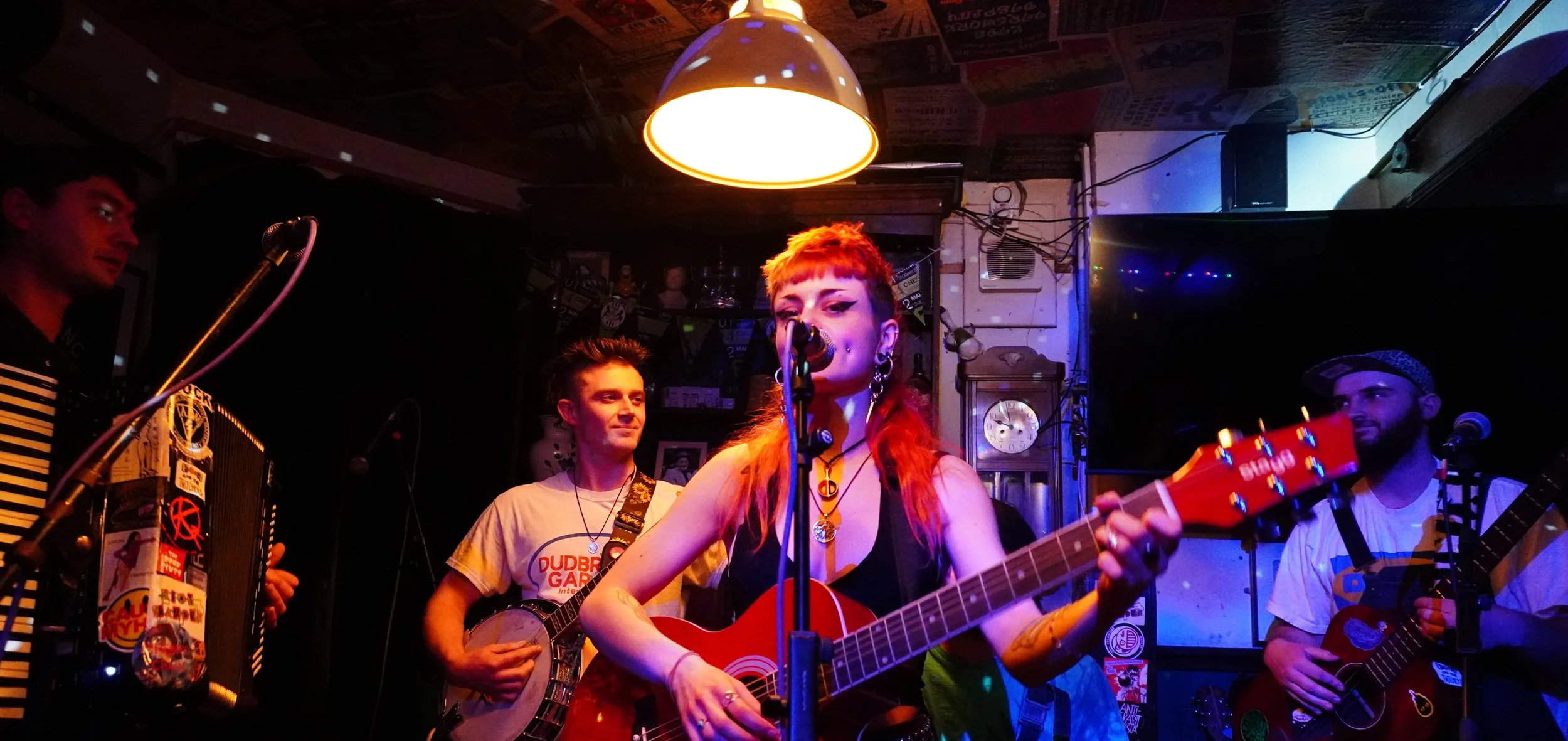Cotswold Trash, Crown & Sceptre Stroud, live music