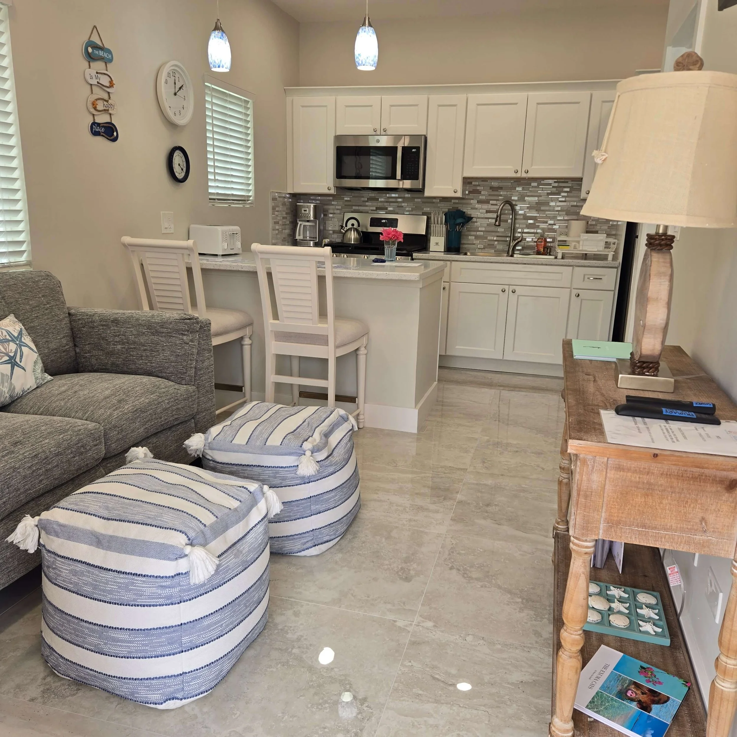 Staniel Cay Seaside Vacation Rentals - Unit 4.jpg