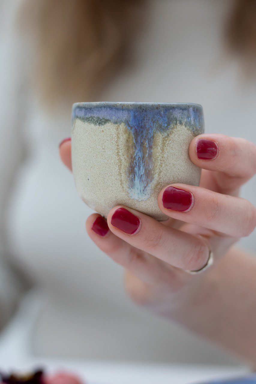 Stoneware (1240°) dripping glaze 2022