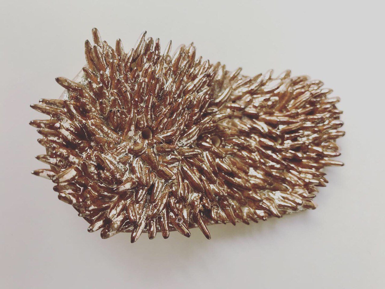 Stoneware (1240°) with golden glaze 2021