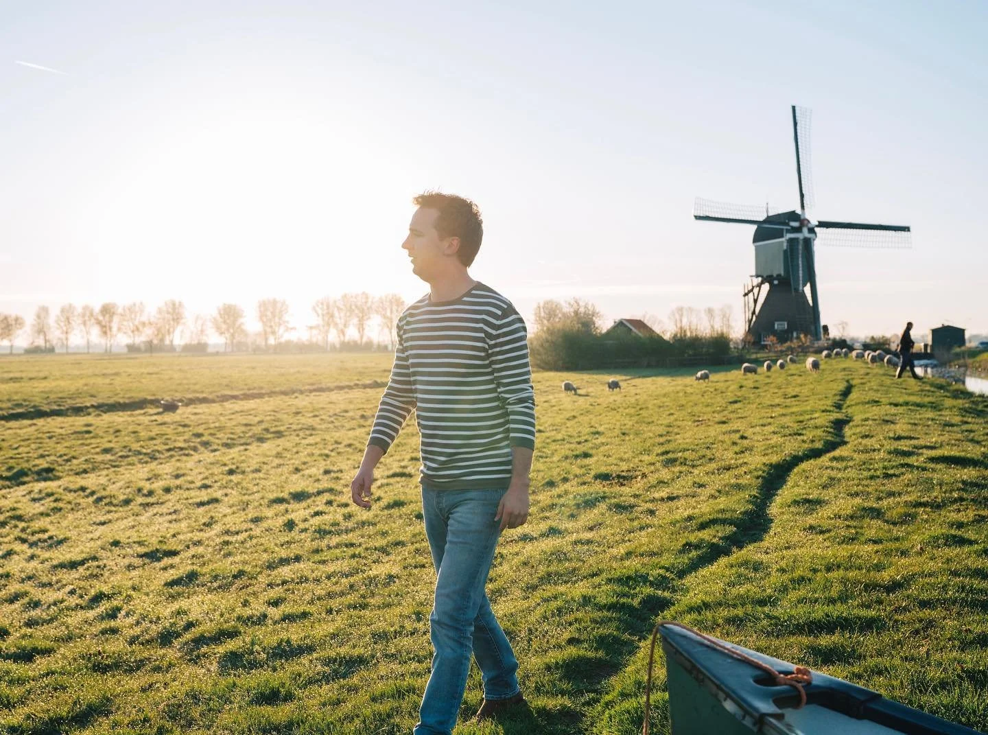 A little morning adventure in our home country. 🛶☀️🌾 

#sustainablefashion #outdoorlifestyle #wool #slowfashion