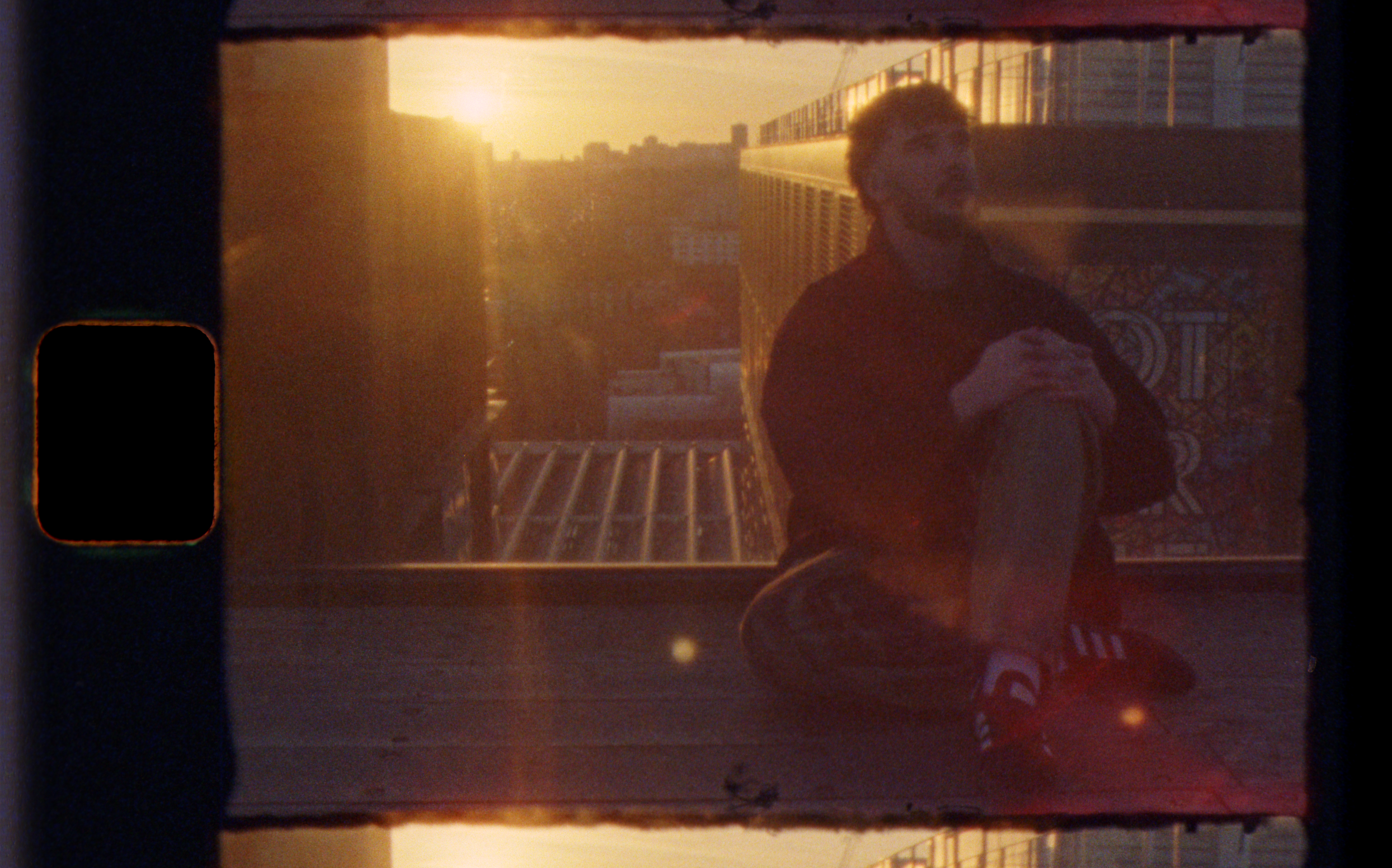 SILKs8minidocStills_1.24.1.png