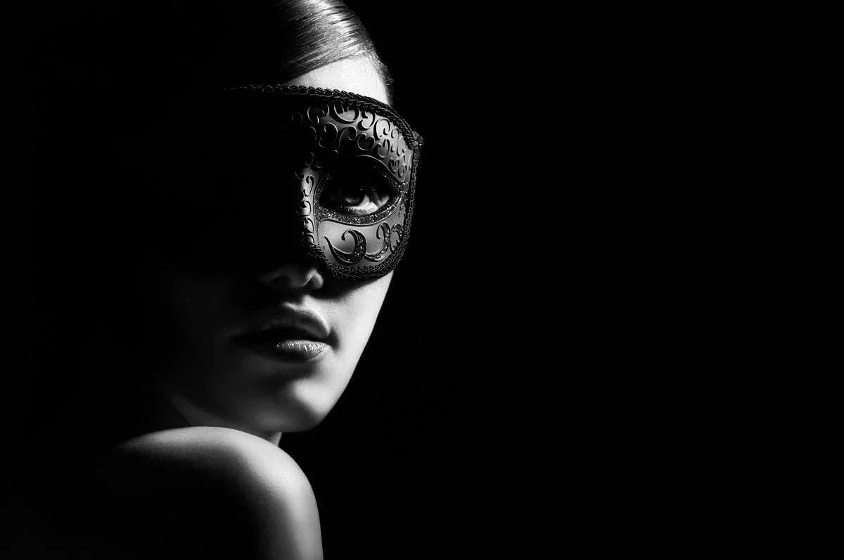 who knows you?.jpg