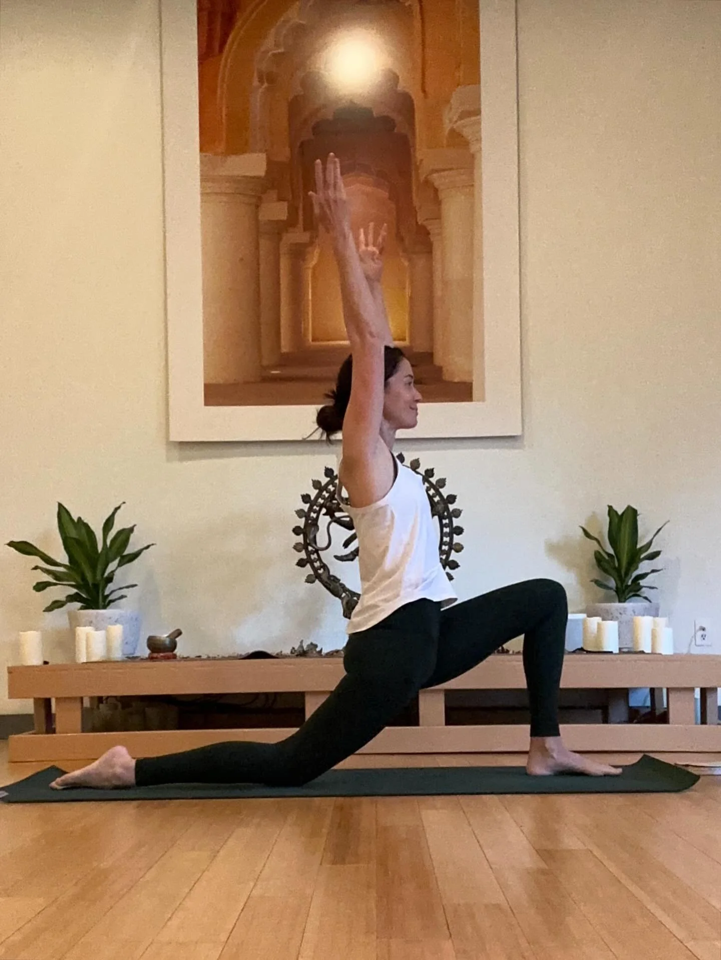 Align &amp; Explore 8-9am Tomorrow! @yogamechanics 

A wonderful practice to integrate strength, mobility, &amp; meditation.