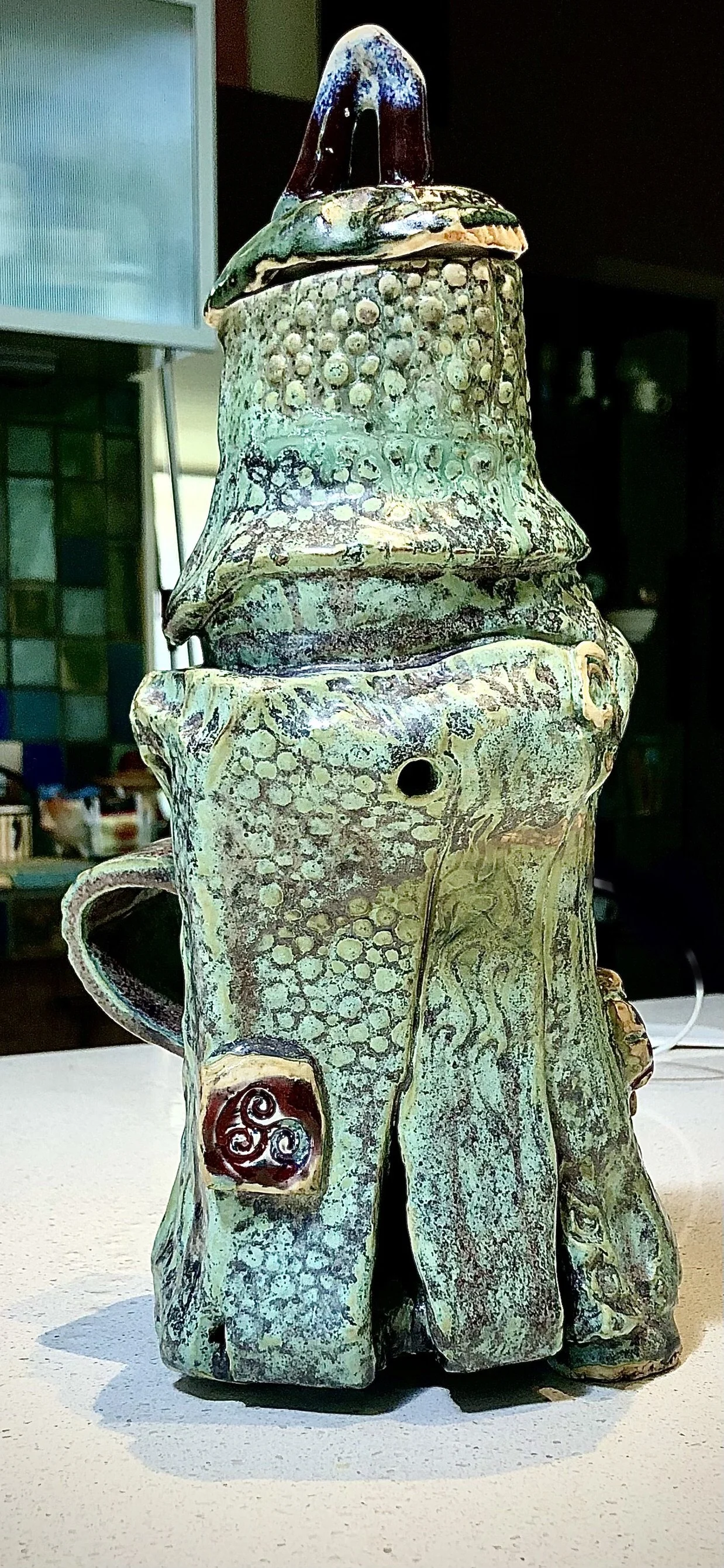 Reptile vessel (sold)