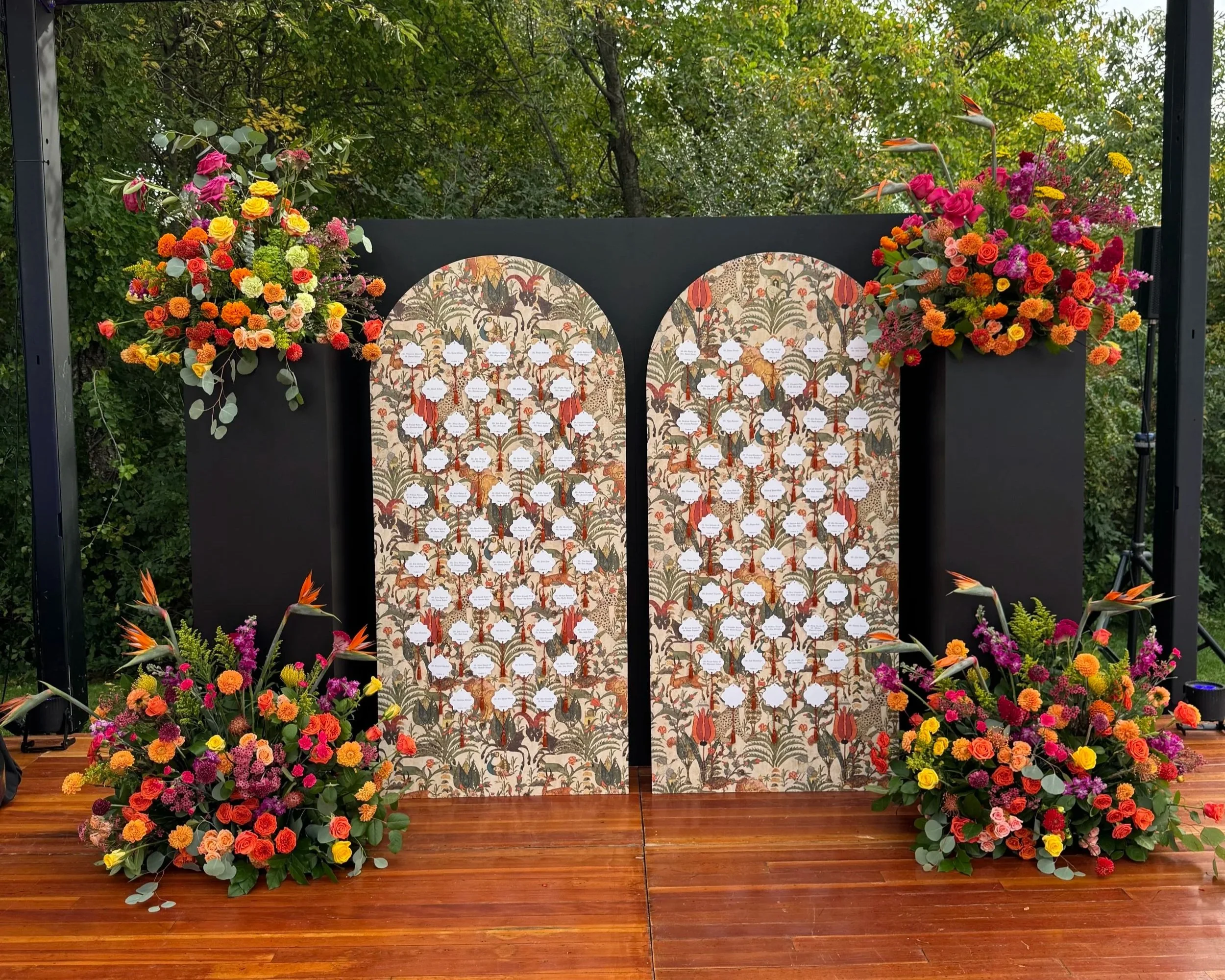 Escort Display Statement Installation