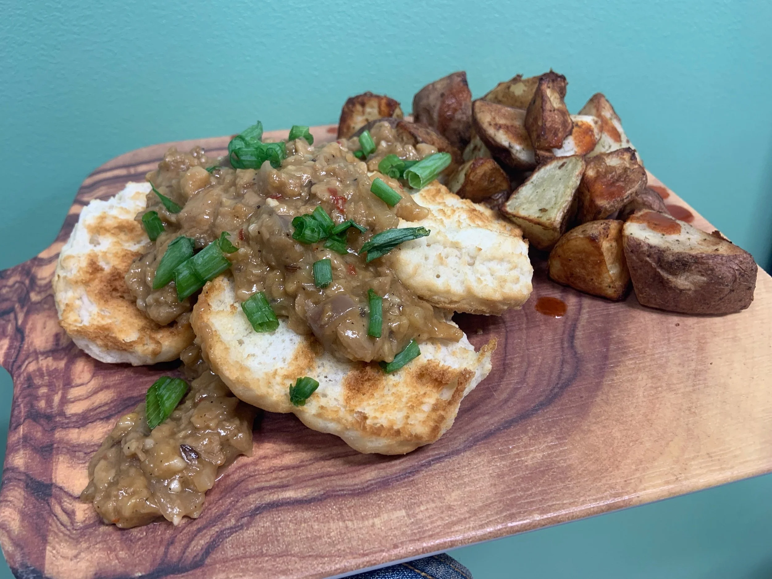 Vegan Gravy with Biscuits