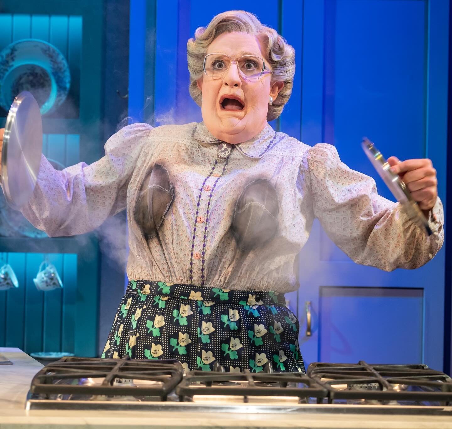 Helloooooo dear! @doubtfireontour is running at @dpacnc now through March 24, 2024. Starring @mcclurerob as everyone&rsquo;s favorite Scottish nanny, this heartwarming production keeps all of charm of the original film while giving it a modern twist.