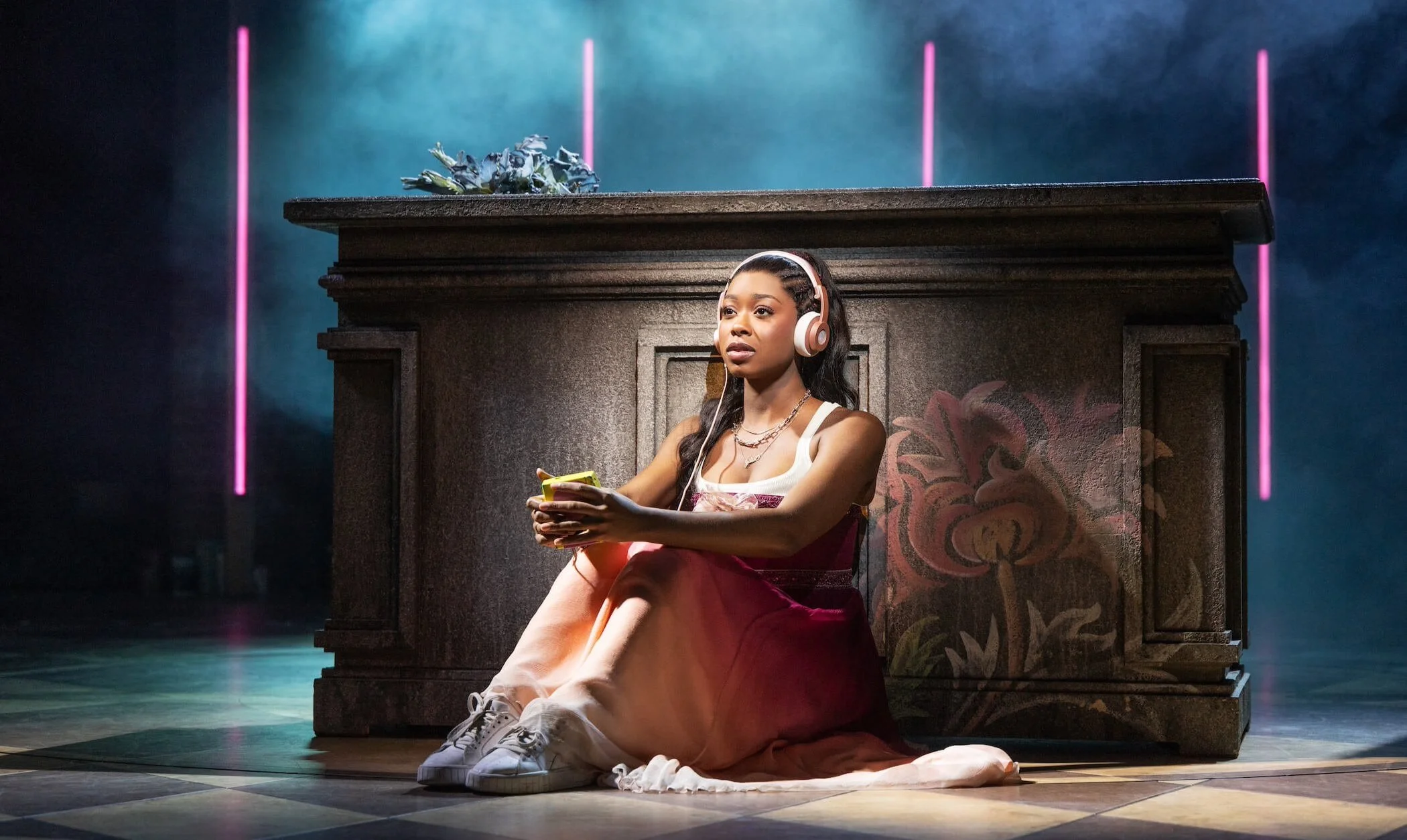 Review: & Juliet is a Tragedy No More