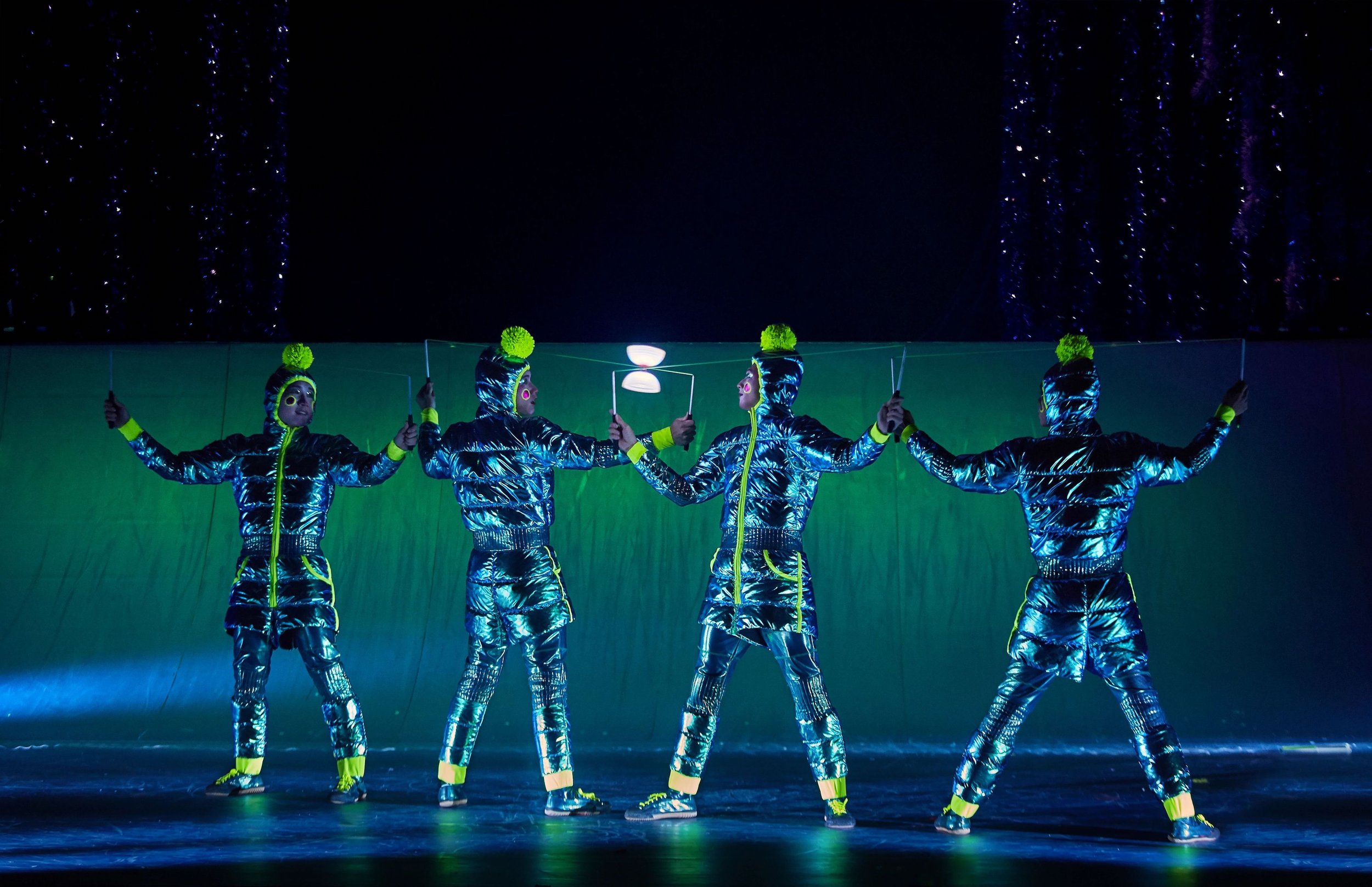 Diabolo yoyo performers; photo credit to Errisson Lawrence