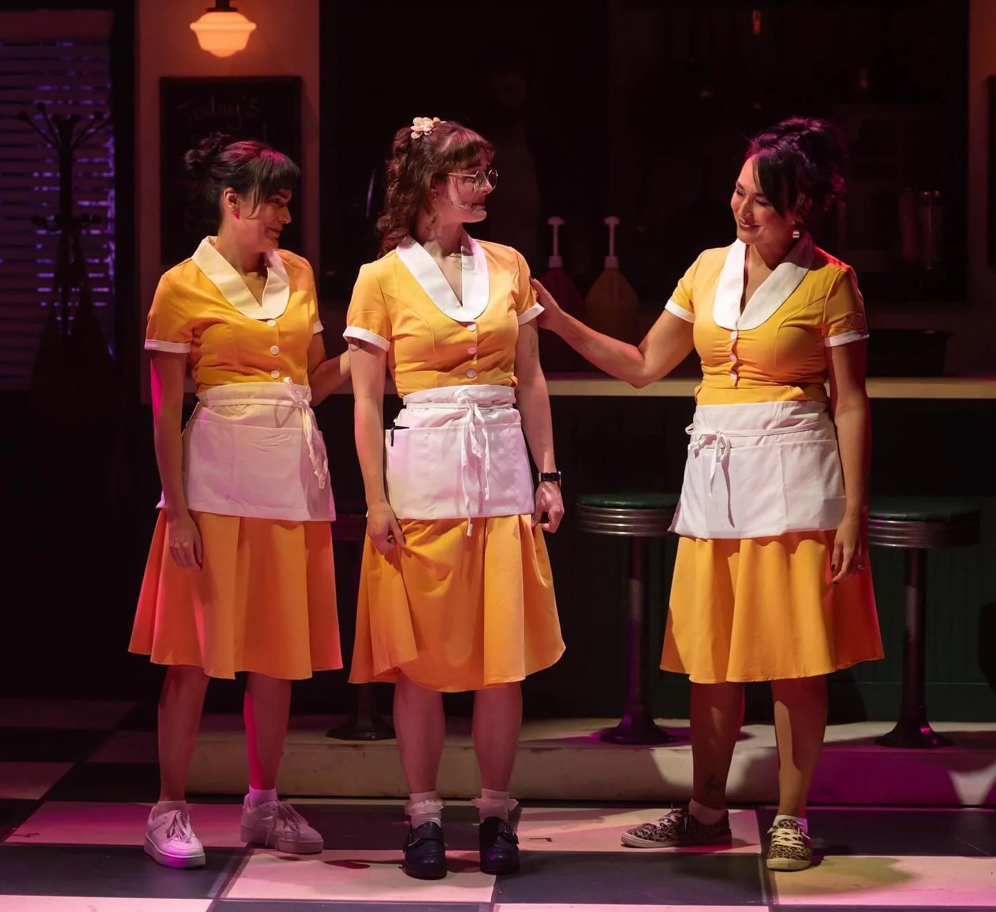 This is the last weekend to check out @theatreraleigh&rsquo;s production of Waitress, starring Broadway alum @alyssajoyfox! With a little sugar, butter, and flour, the cast and crew have managed to bake a feel-good-musical-pie, complete with pies fro