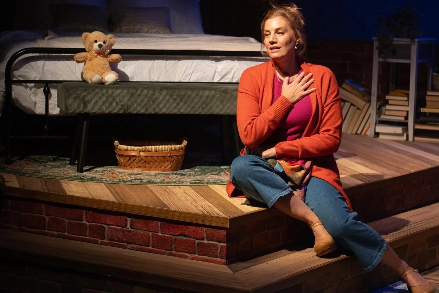 Today is the last day to check out What We Leave Behind at @theatreraleigh. This one-woman show is performed by the incomparable Broadway star @thejessicaphillips and tells Jenny&rsquo;s story of chronic illness and resilience as she battles cancer. 