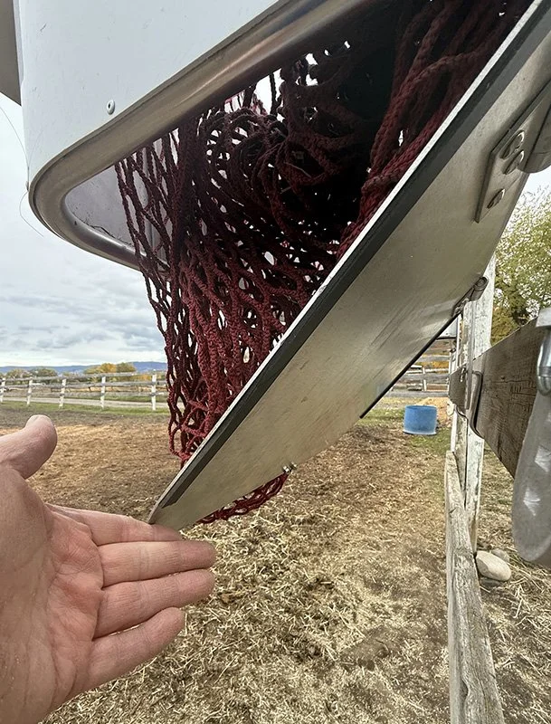 HayBox-hay-net-feeding-resetting-bottom.jpg