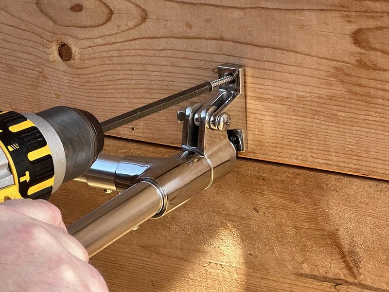drop-down-feeder-installation-screw-top-hinge-screw.jpg