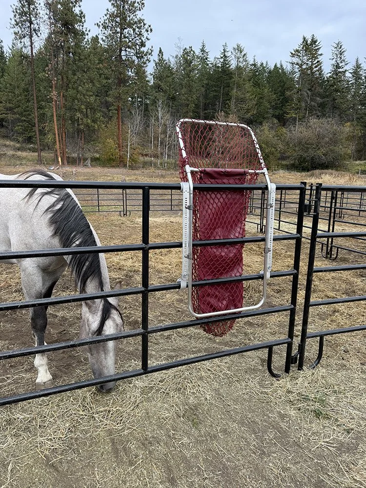 Portable-slow-feeder-HayPal.jpeg