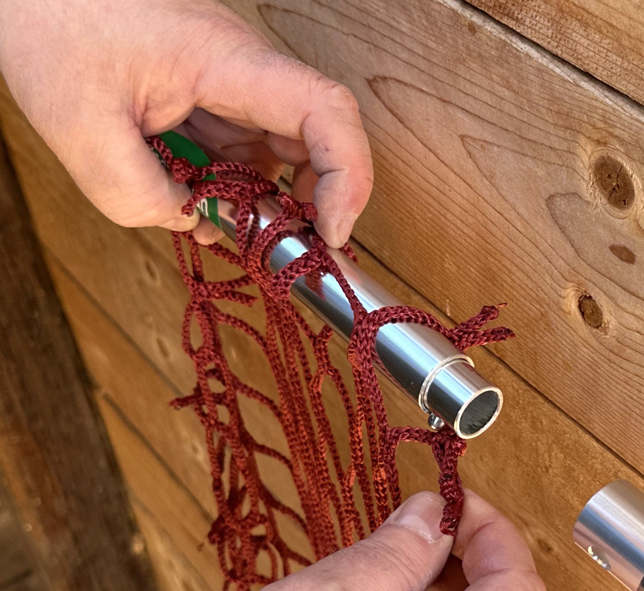fence-top-feeder-by-haypal-replacing-hay-net-close-hay-access.jpg