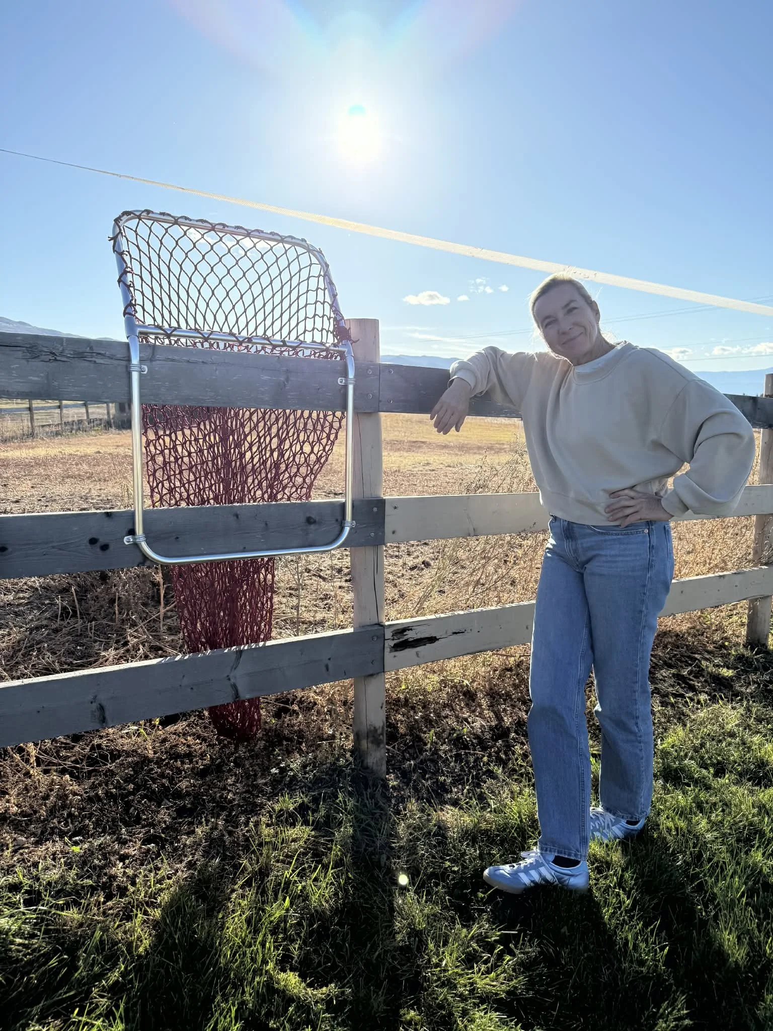 Fence-Top-Feeder-in-use-as-a-slow-feeder-HayPal.jpeg