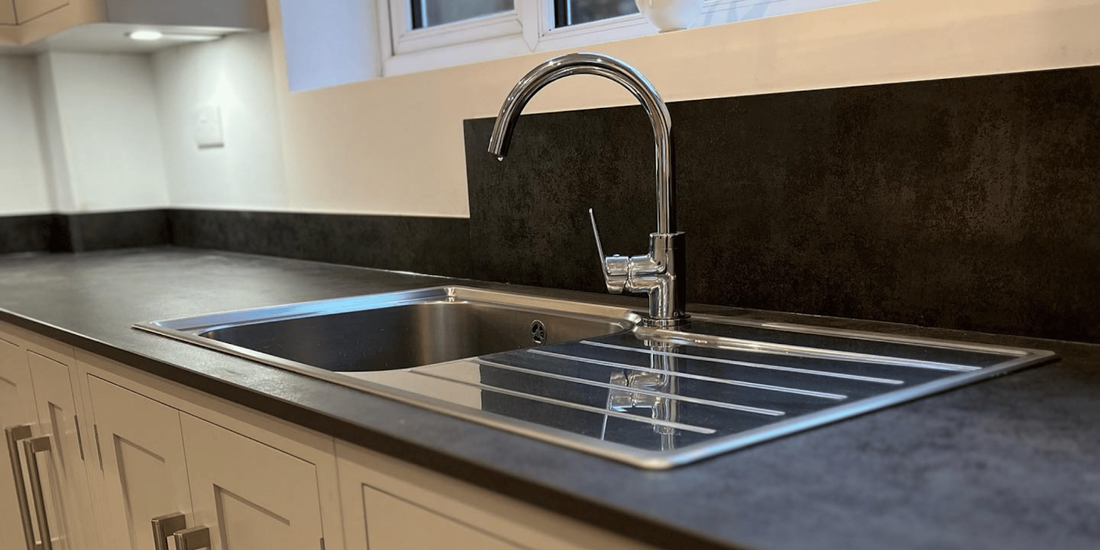 The Difference Between Bespoke and Handmade Kitchens