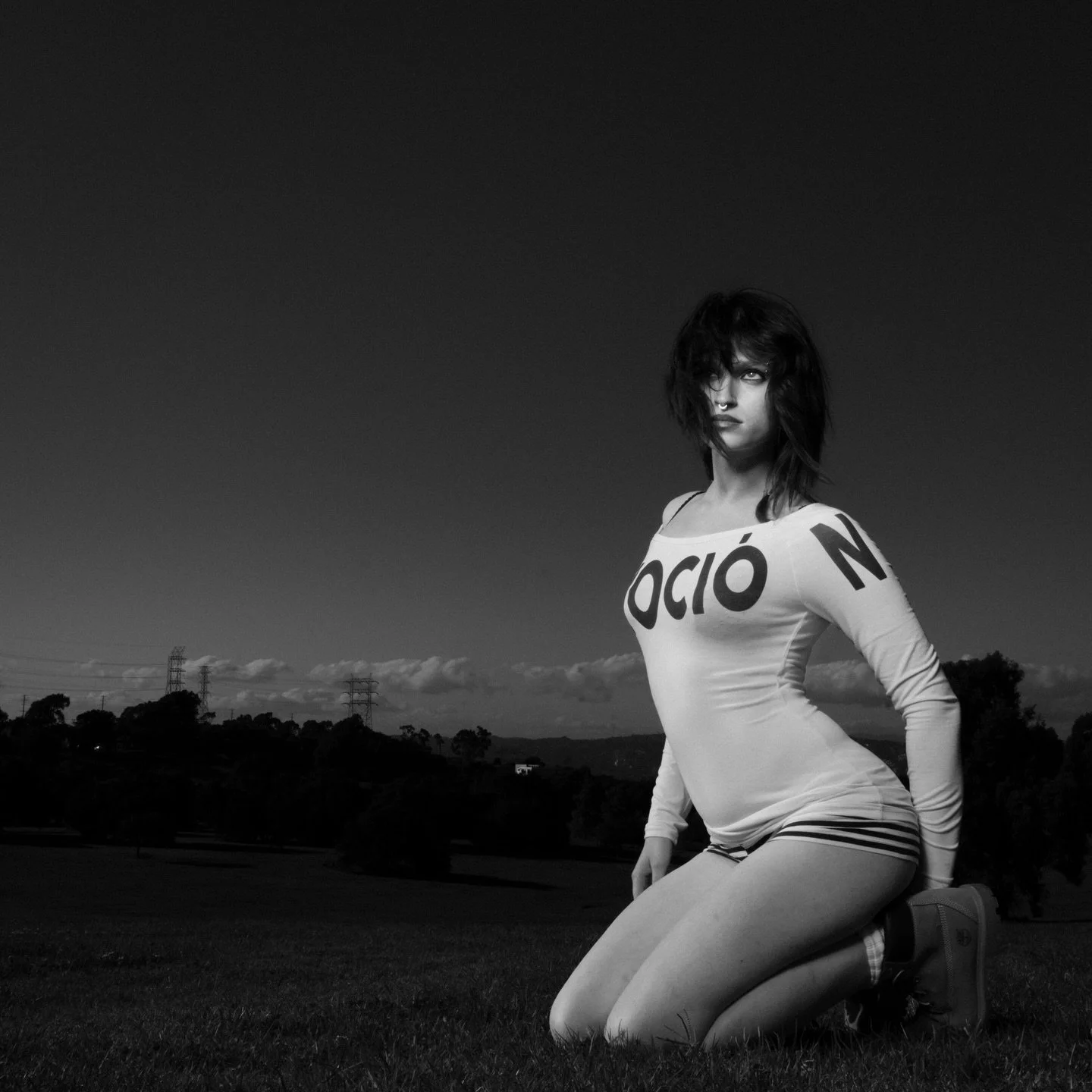 Black &amp; White crops of the last shoot with @riley.miles - Creative direction and style by @libertymarie2 !!!
-
#laphoto #losangelesphotographer #blackandwhite #photographer @sonyalpha #sonyalpha