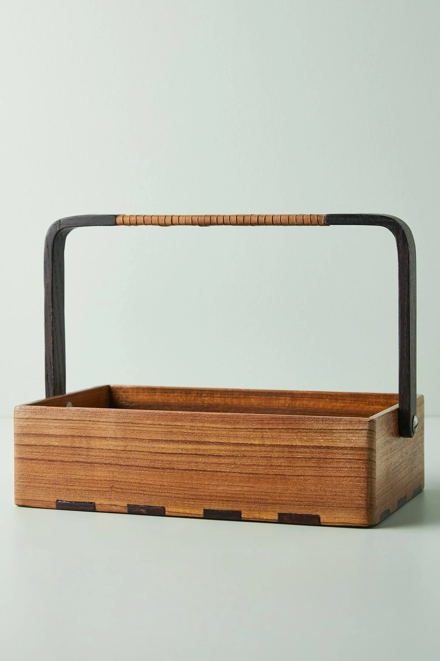 Berkley Oak Caddy