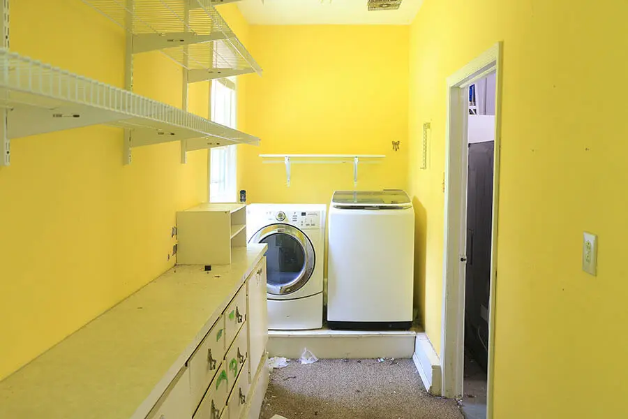 Yellow-laundry-room.jpg