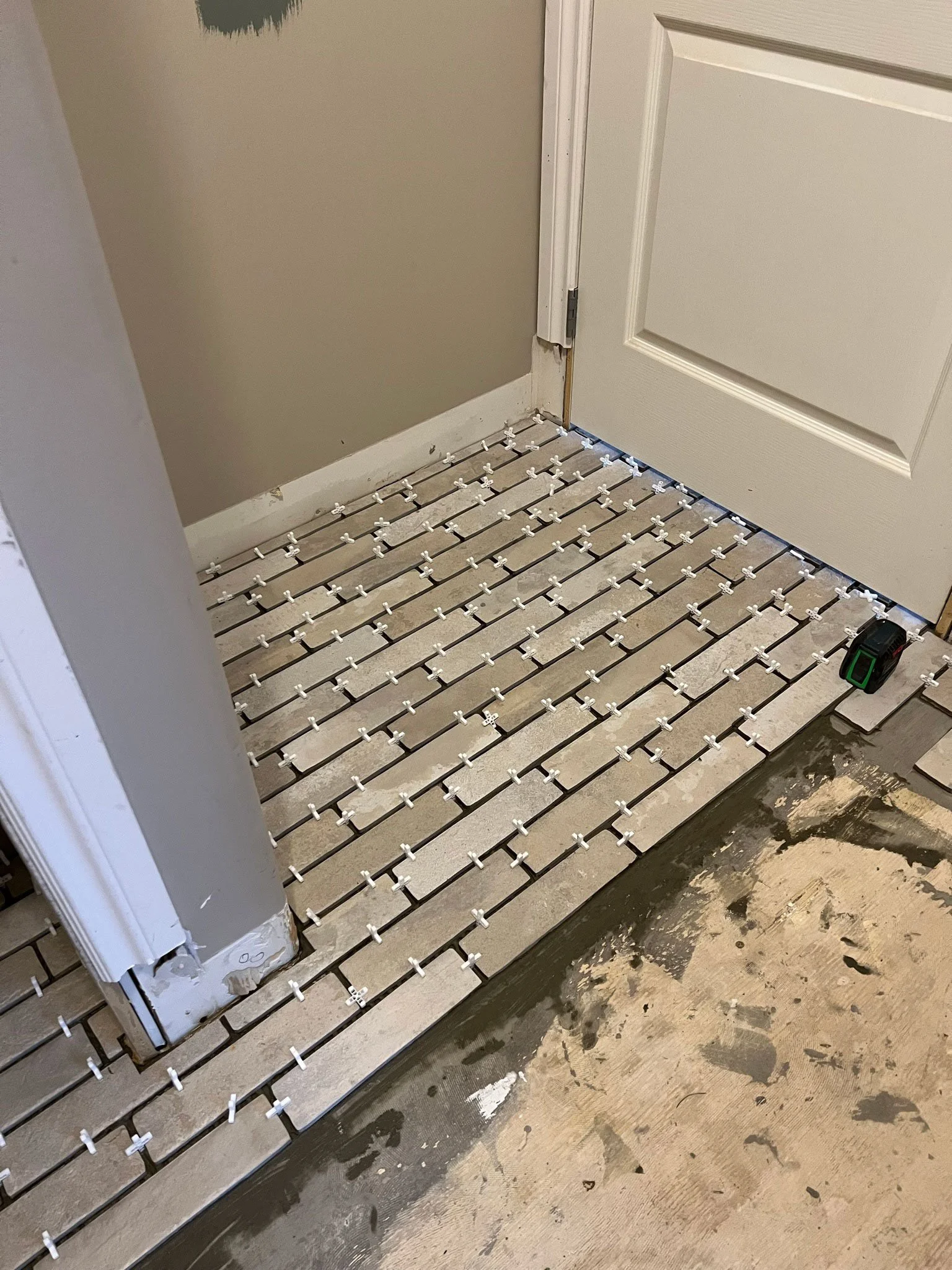 tile-with-spacers.jpg