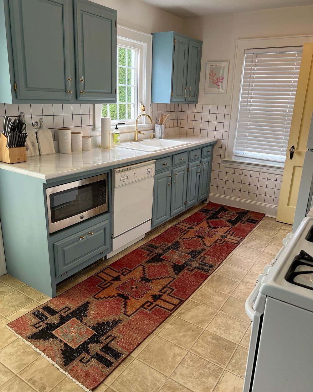 createacolorfullife-DIY-transform-kitchen-paint-appliances-before-2.jpg